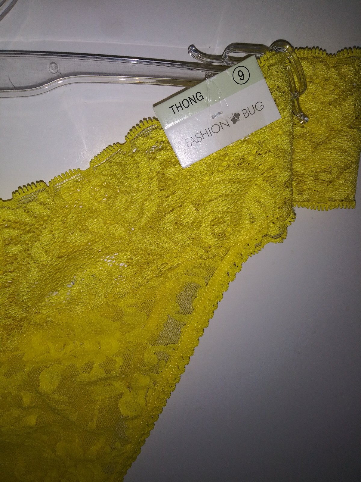 FASHION BUG SIZE 9 SHEER LACE THONG PANTY YELLOW NWT.