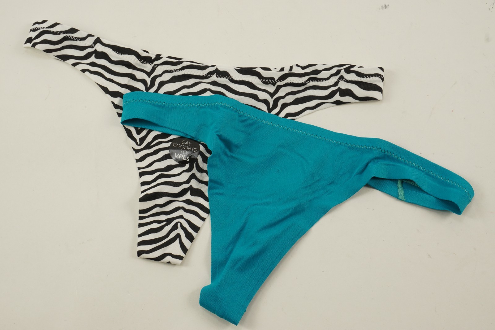 New Maidenform 2 Pack Thongs Small Zebra Striped Blue Lineless Nylon Underwear