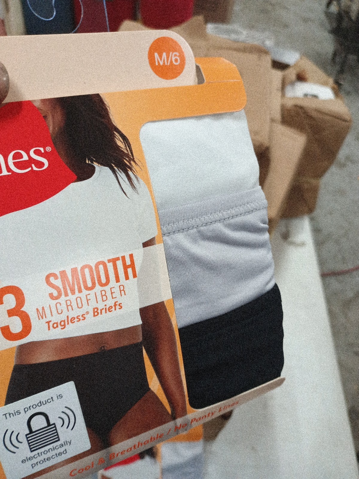 2 Pack 3 Each, 6 Total, M/6 Hanes Womens Smooth Microfiber Tagless Briefs , 175