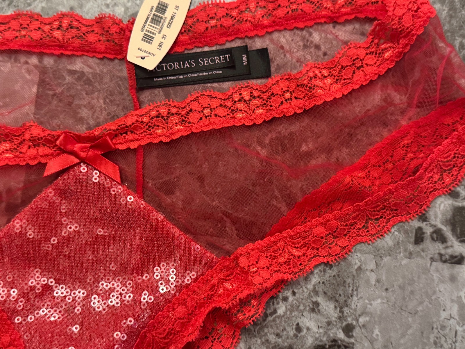 NWT VICTORIA’S SECRET MEDIUM RED CLEAR SEQUIN MESH LACE BOW RARE CHEEKY PANTIES