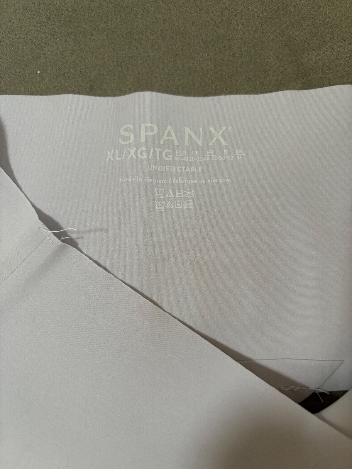 SPANX SP115 Undie-tectable Thong Light Orchard Size XL