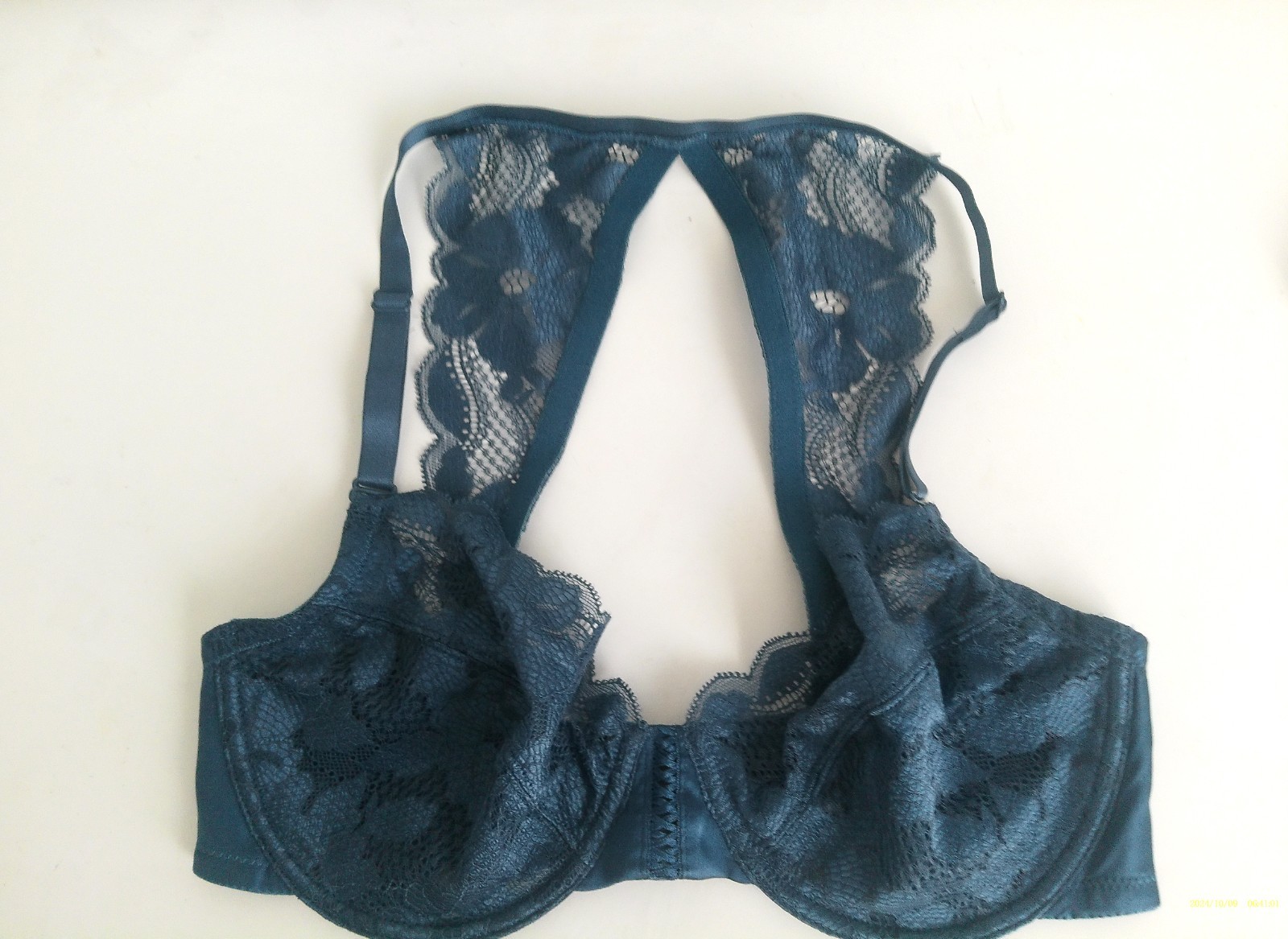 NWOT EVE’S TEMPTATION UNDERWIRE FLORAL LACE BRA/PANTIES 2PC NAVY