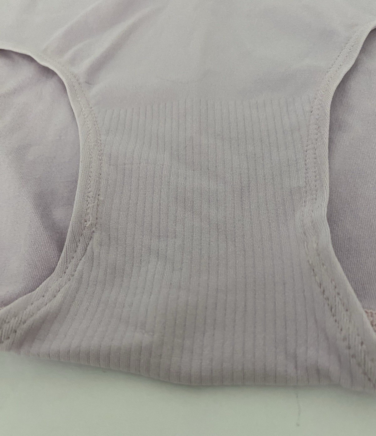 NWT Pair of BALI One Smooth U Lavender/Purple Briefs Panties DF2361 – Size 2XL/9