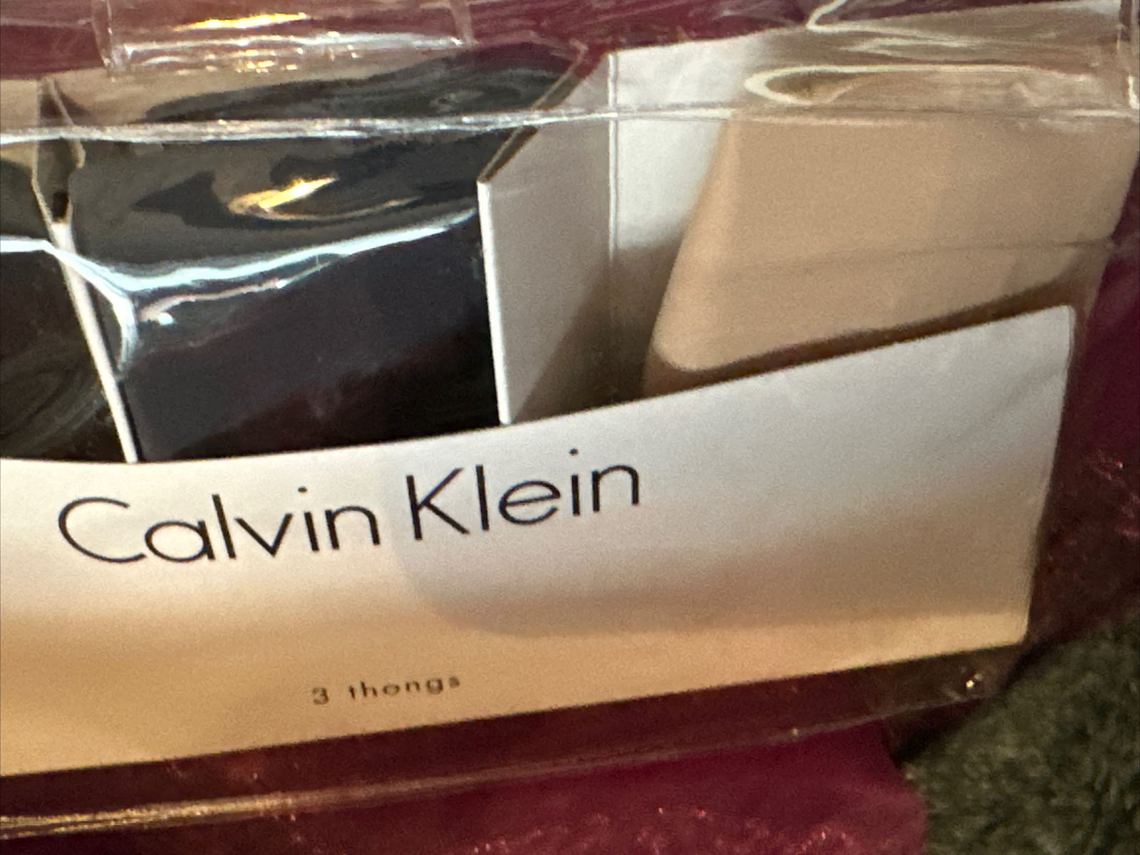 Calvin Klein QD3558 -Size: Large – 3 Pack – Invisible No Panty Line Thongs