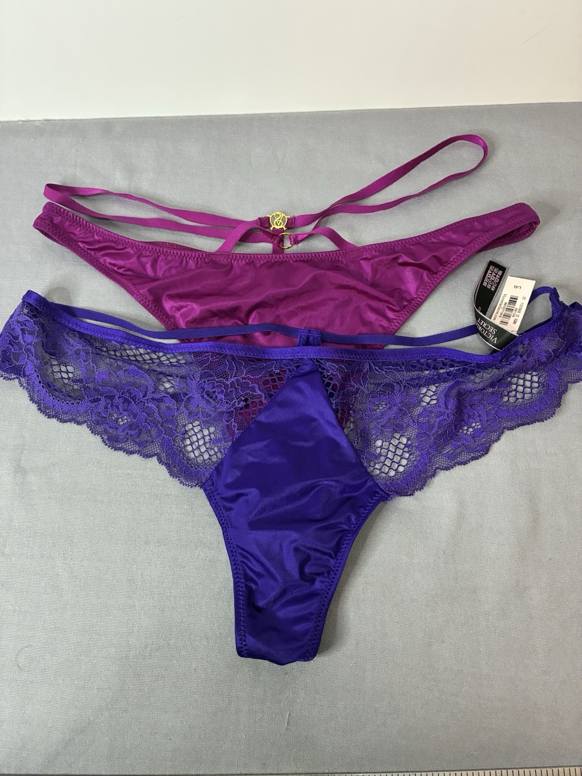 Victoria’s Secret Very Sexy Lace Thong Panties L Purple 2-Pack Stretch Logo