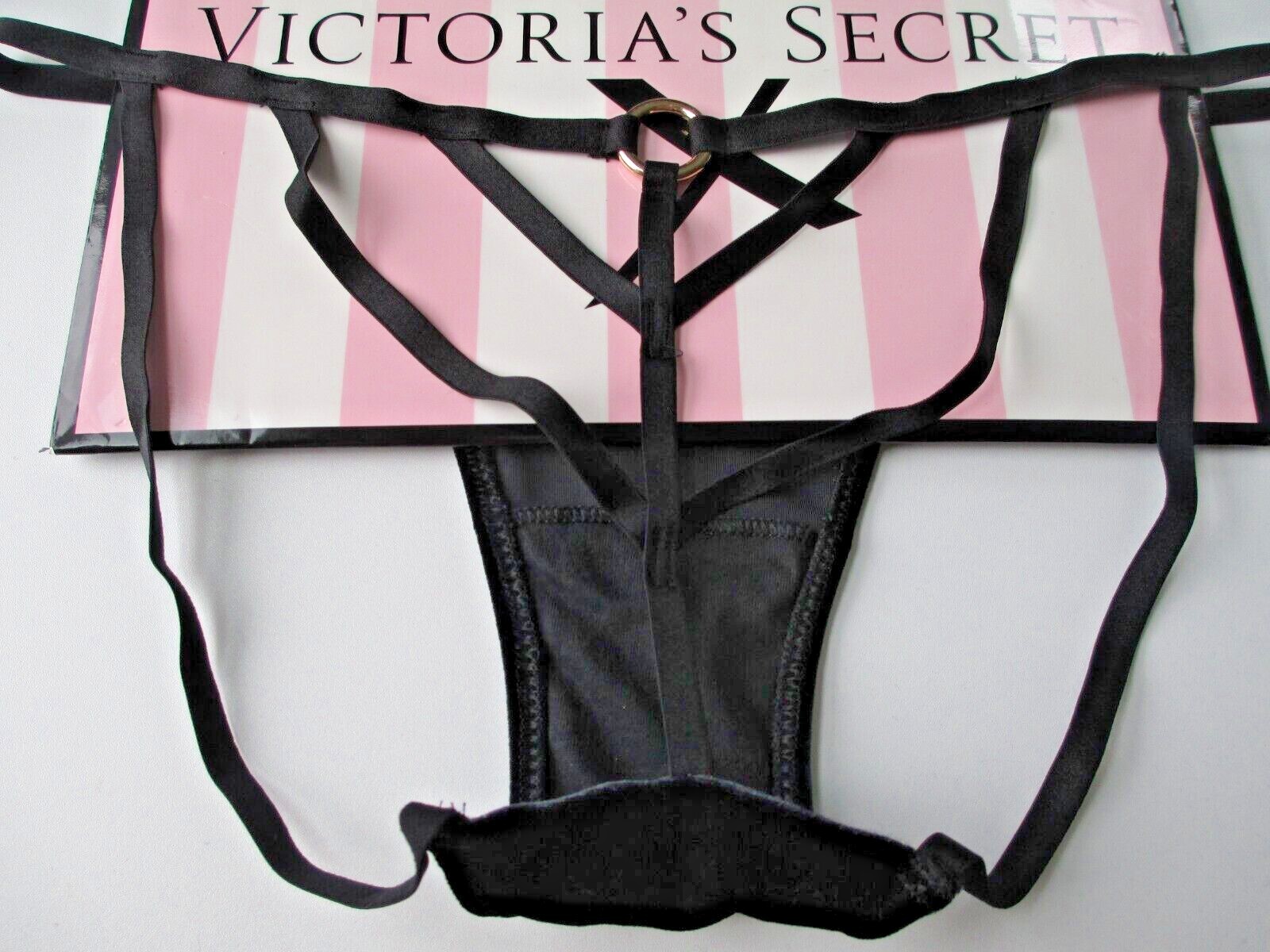 VICTORIA’S SECRET VERY SEXY String Cheeky Panty Black Velvet Open Back Hardware