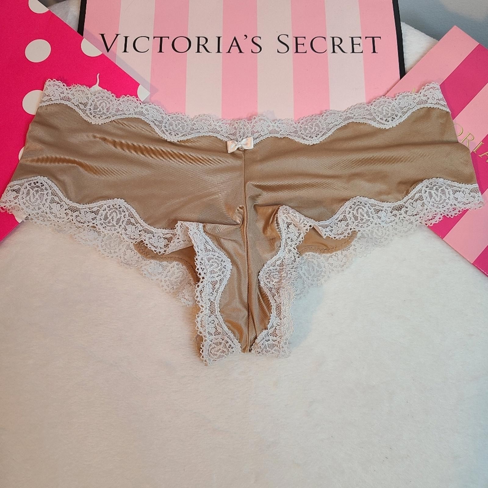VTG Victoria’s Secret Silky Satin Lace Classic Cheeky Panty Size M Beige White