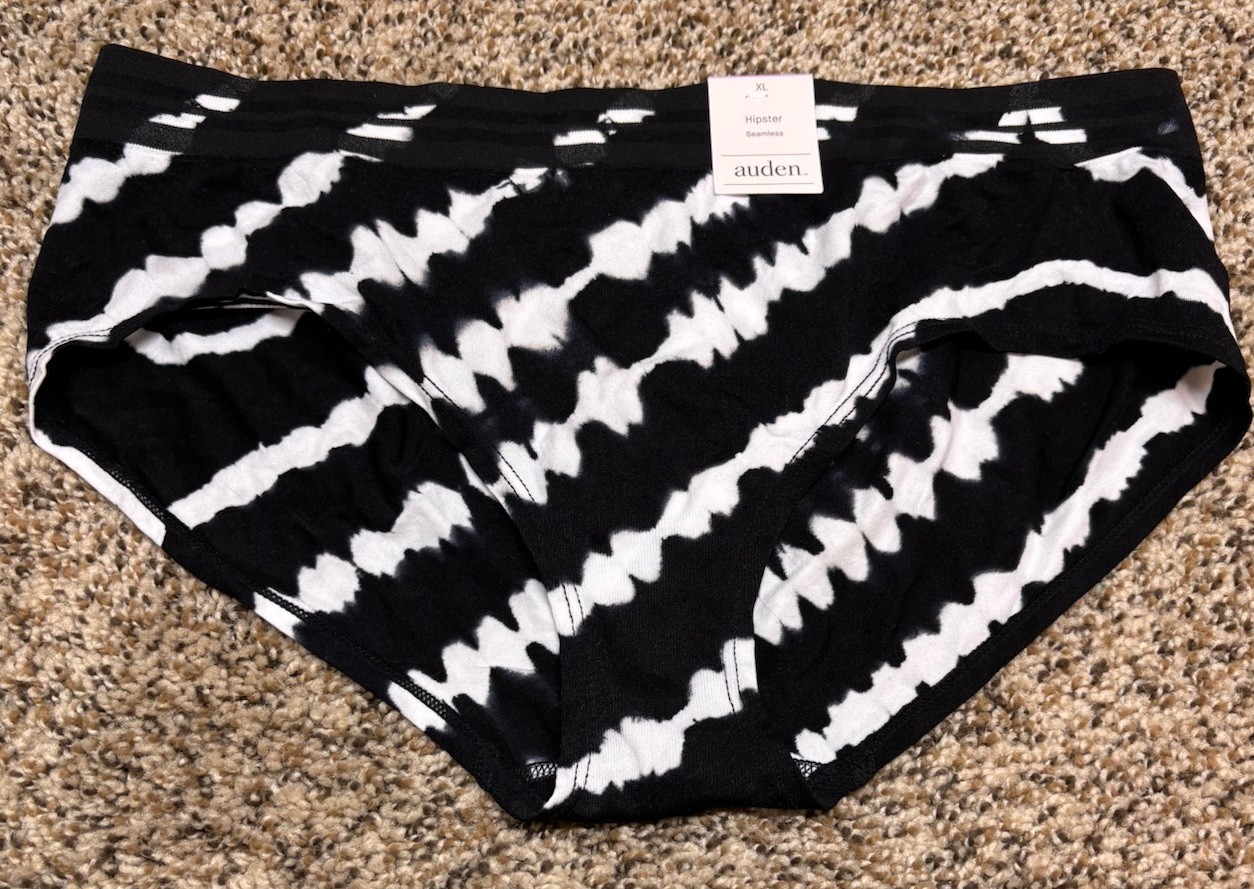 Auden Black & White Tie-Dye Seamless Hipster Panty. Size: XL.