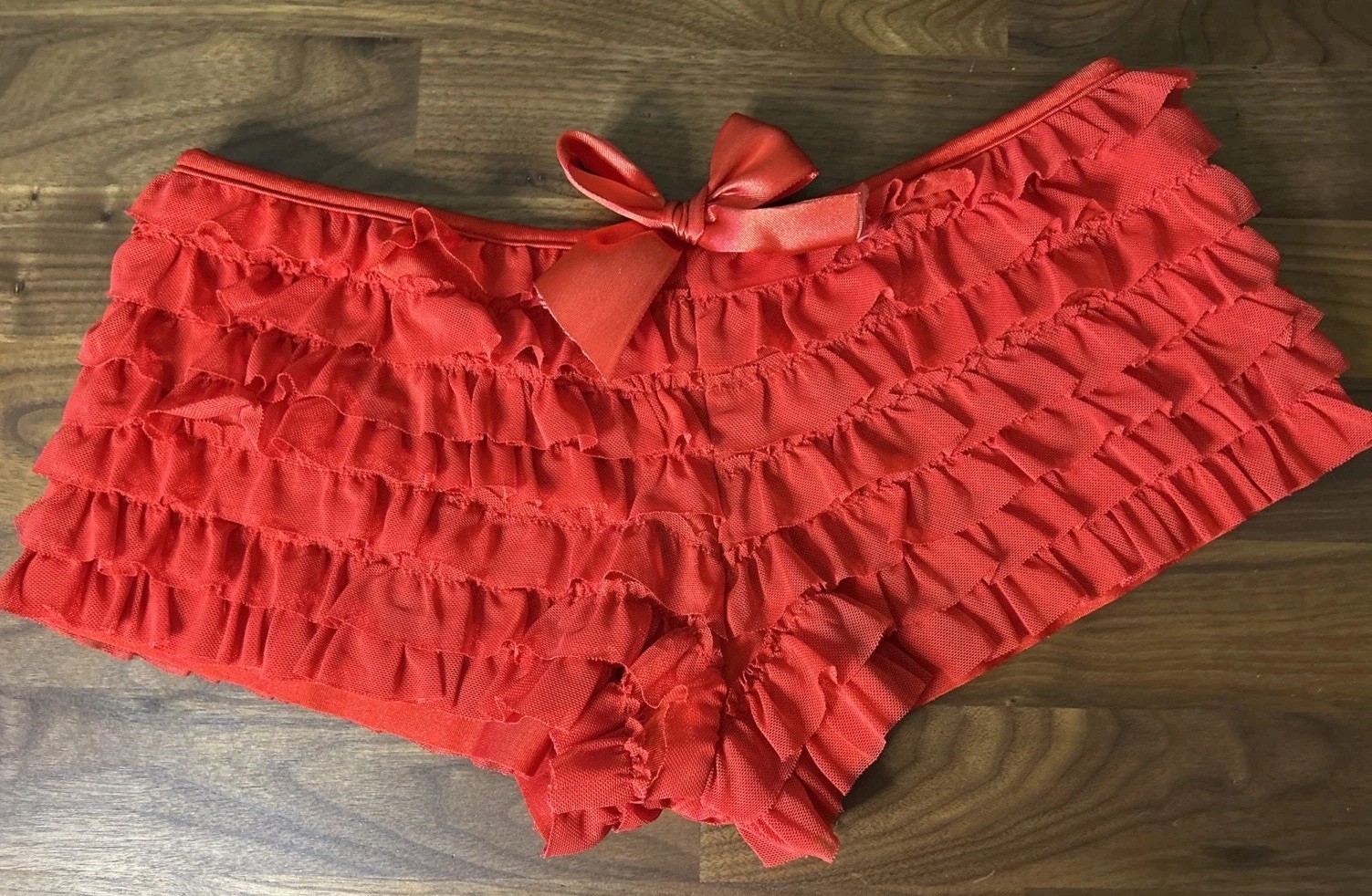Kitten By Lingerie Diva Red Ruffle Truffle Sexy Boyshort Undies Sz S/M Rumba Bow