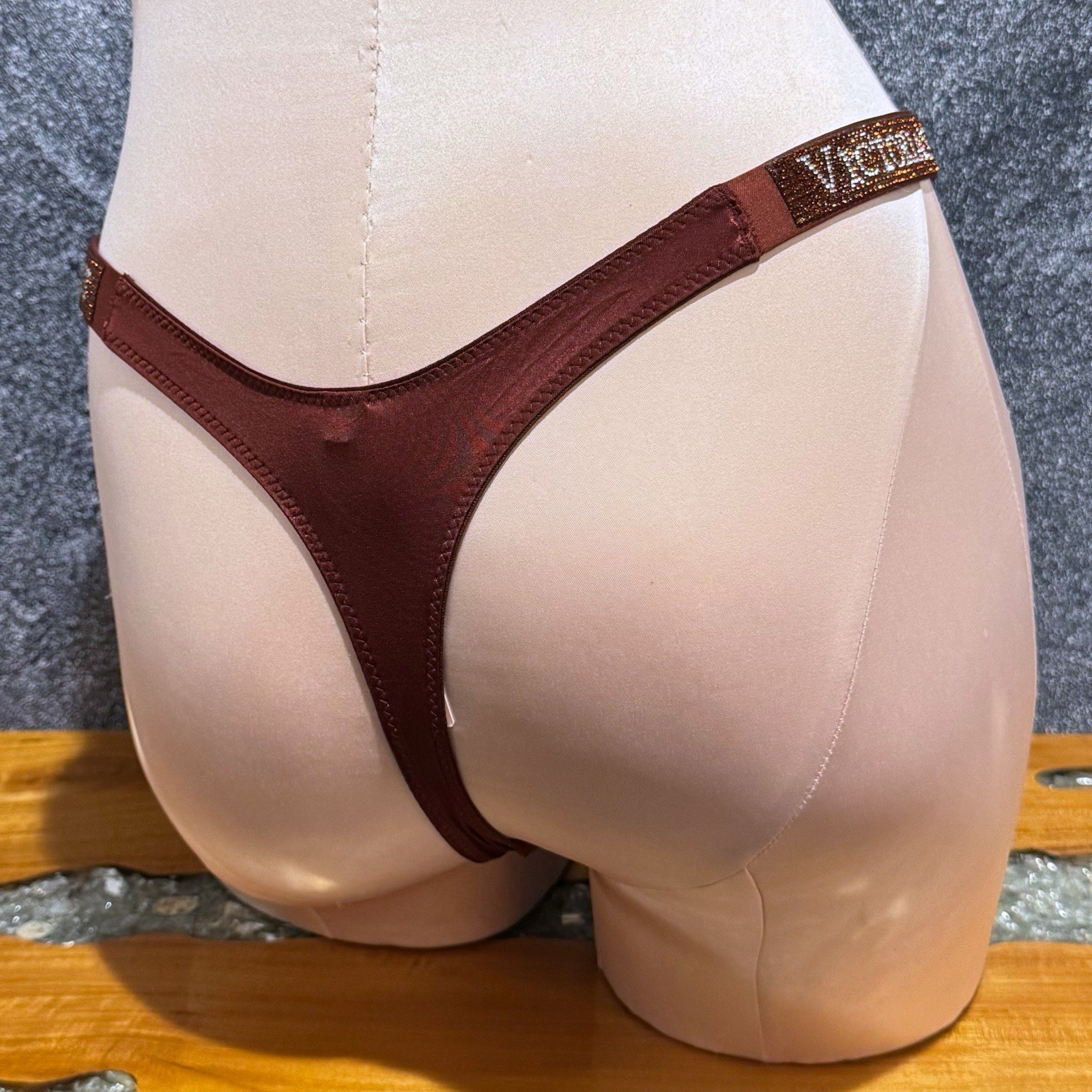 Victoria’s Secret Very Sexy Shine Strap Thong Panty Dark Chili MEDIUM NWT