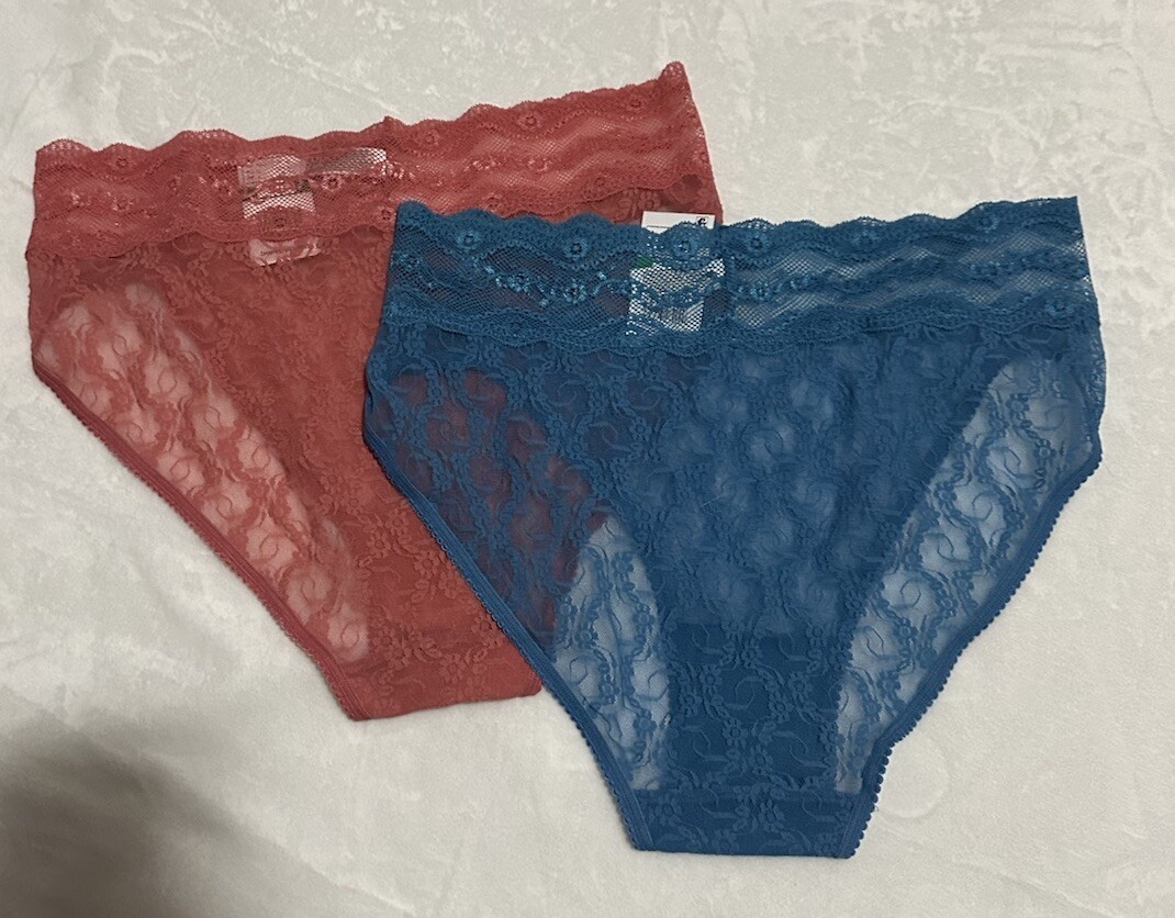 Lot of 2 – B.TEMPT’D Hi-Leg Briefs – Lace – Women’s Size Large / 7 – BRAND NEW!