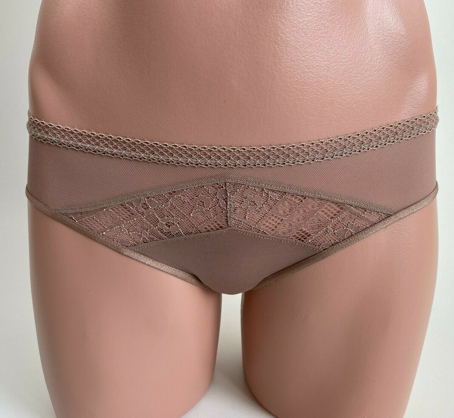 Victoria’s Secret Body by Victoria Lace Hiphugger / Hipster Size XS Brown NWT