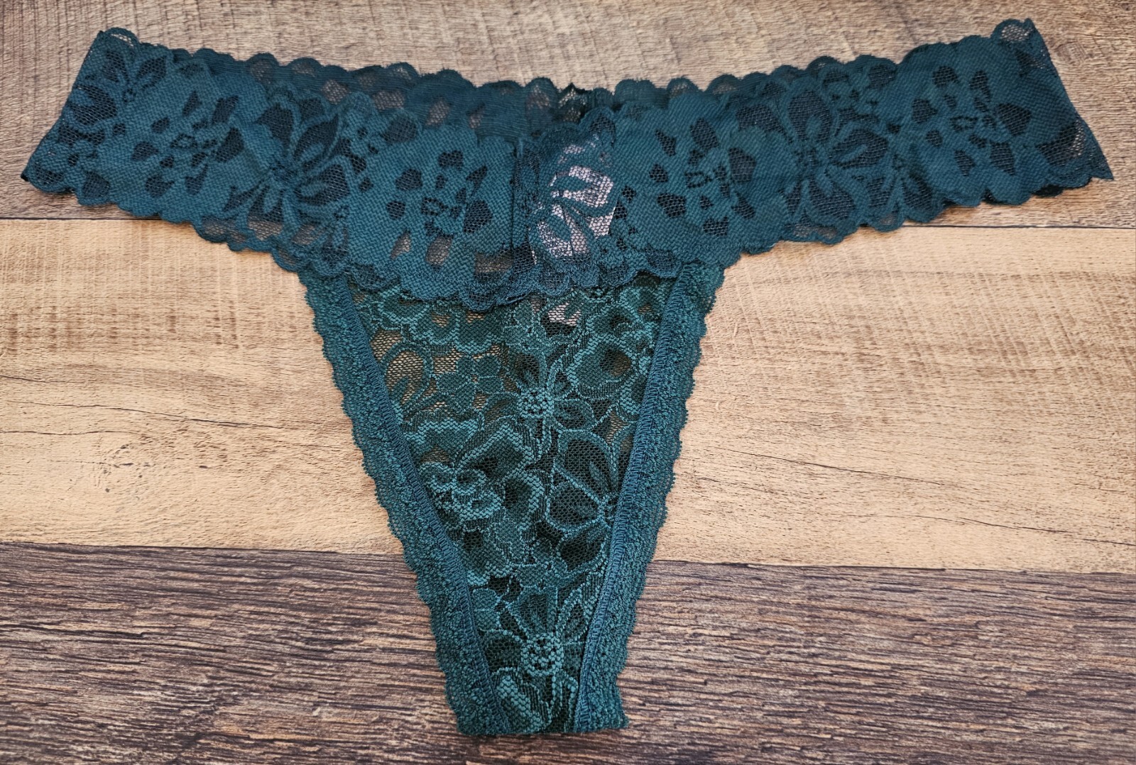 Size Large Thong Victoria’s Secret Lace Teal Turquoise New With Tags