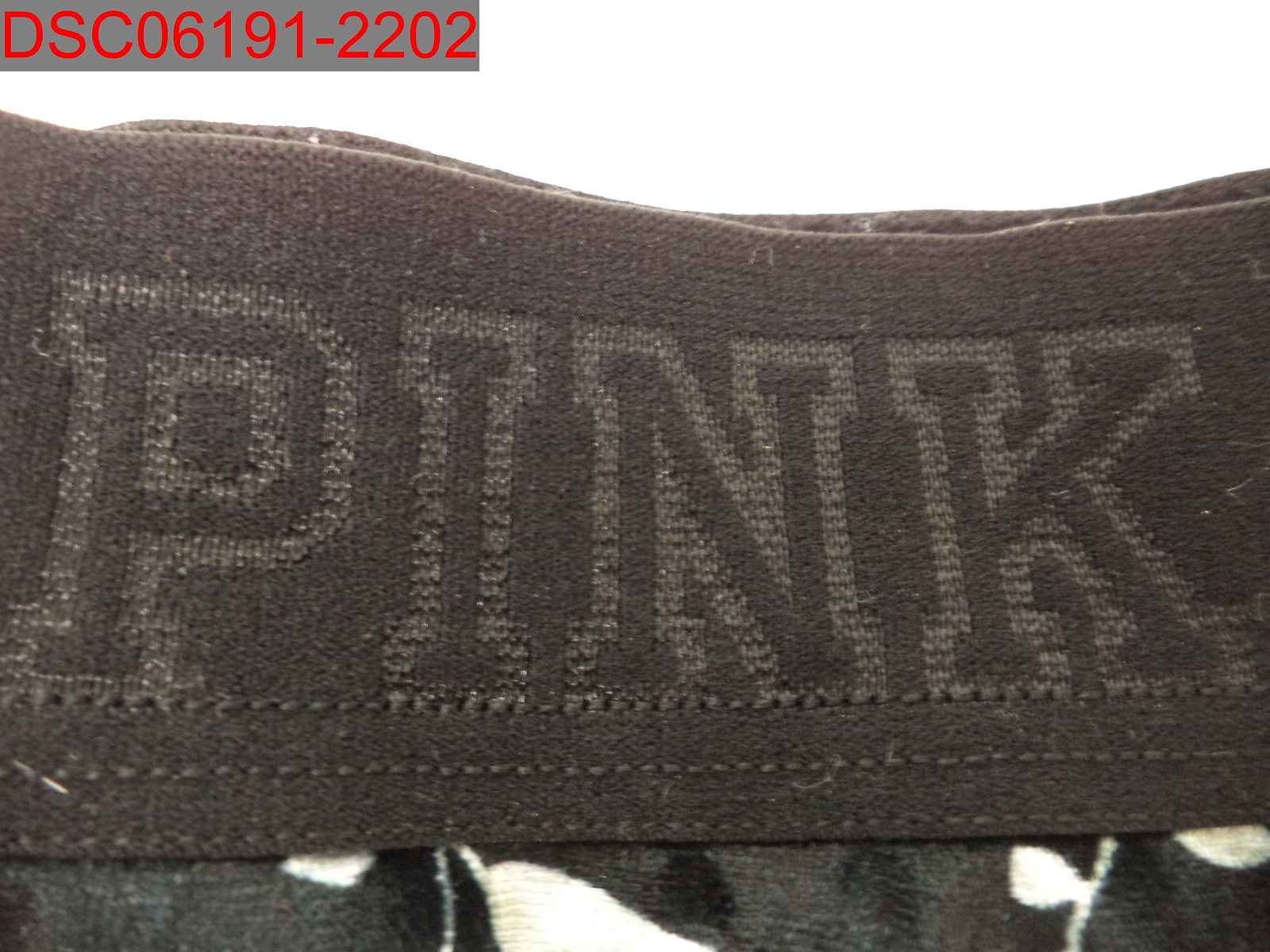 Victoria’s Secret Pink Women’s Black Rose Crushed Velvet Velour Mesh Thong, Sz S