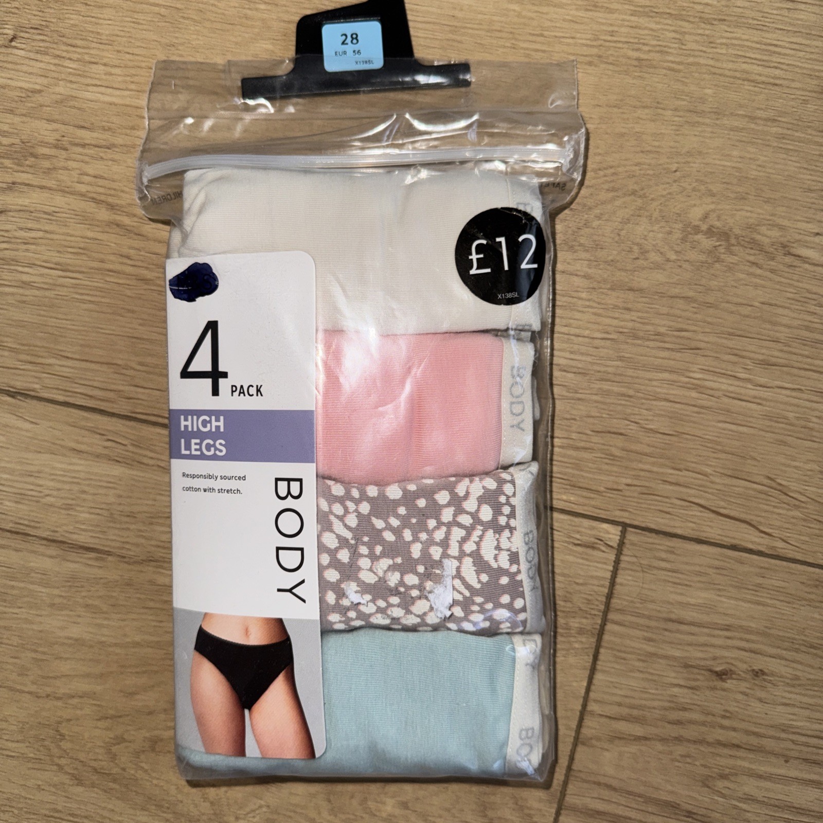 M&S High legs 4 pack of pants Size 28 New Cotton with stretch BNIP