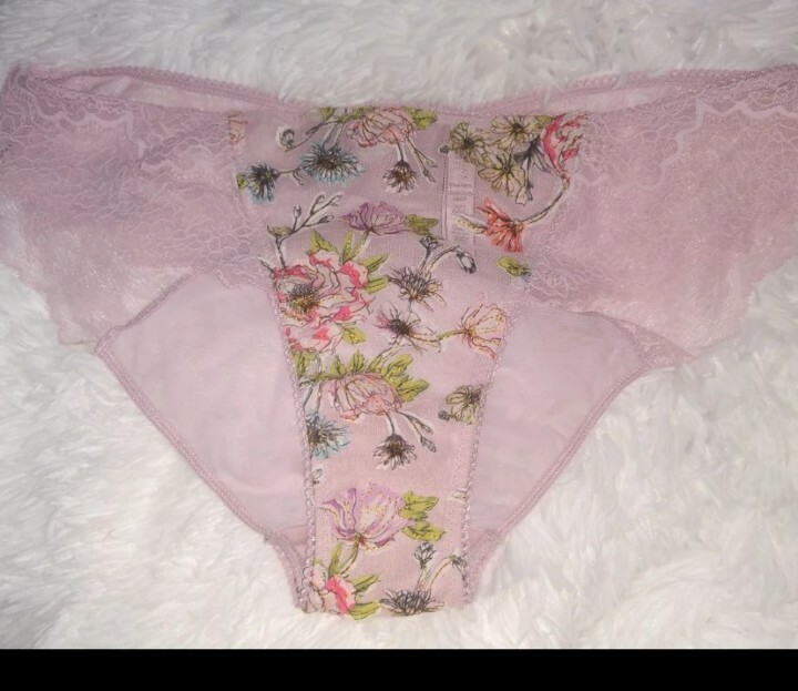 Victoria’s Secret Panty size M floral embroidered