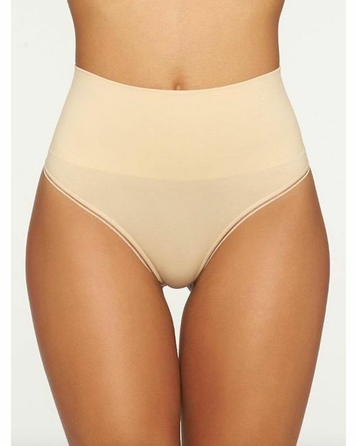 YUMMIE SEAMLESLY SHAPED THONG, FRAPPE/NATURAL, MEDIUM / LARGE, NWOT