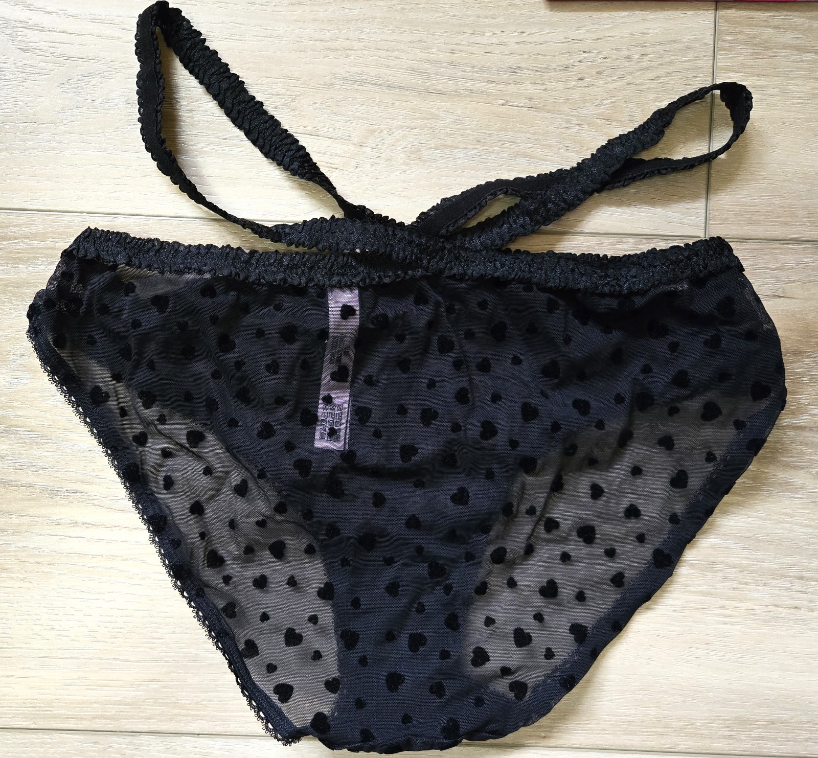 Victoria’s Secret Black Sheer Mesh Flocked Hearts Strappy Hip Bikini Panties M