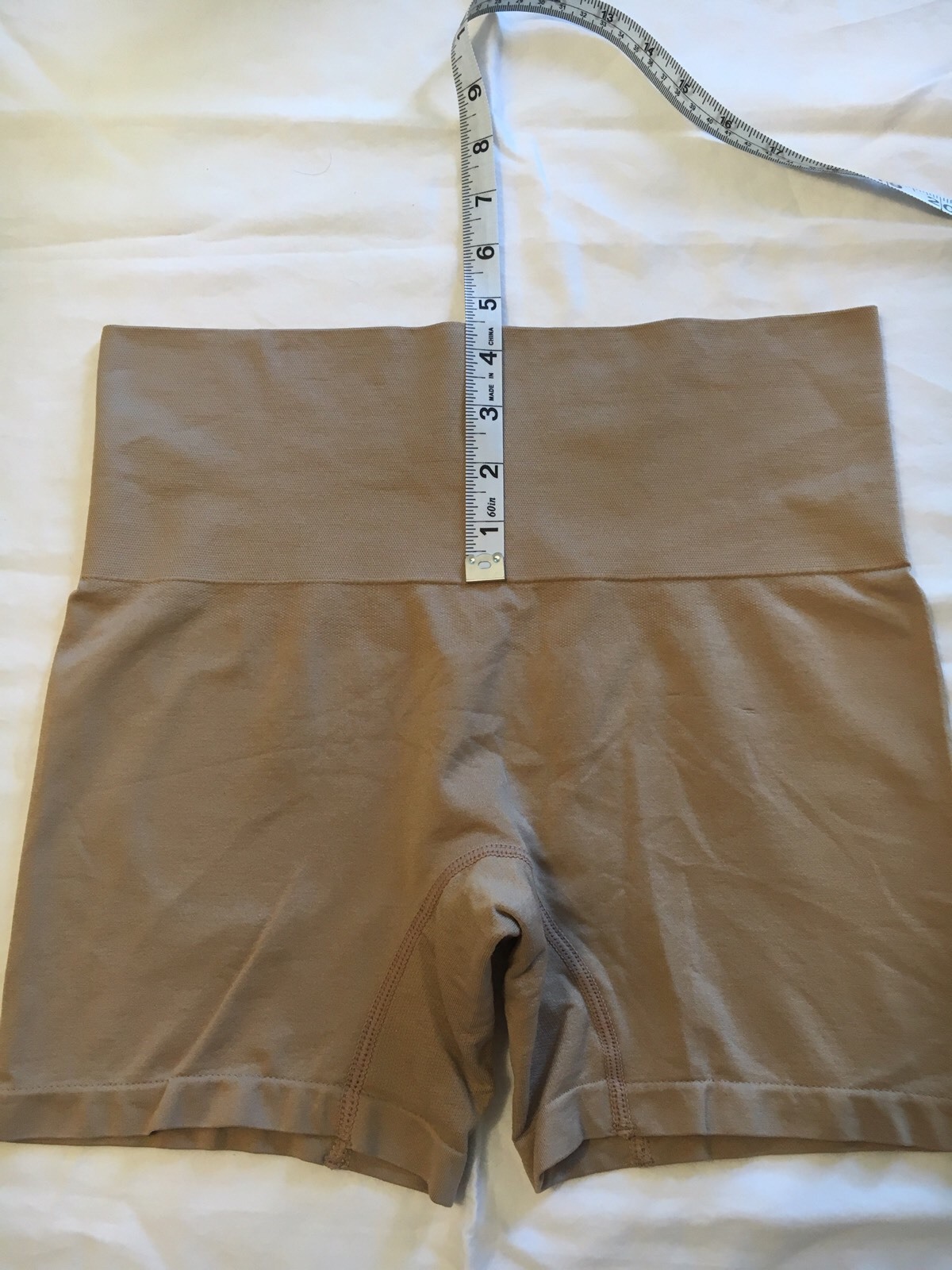 NWOT HSN Yummie Seamless H. Thomson Brief Boy Shorts – Tan – Size L/XL