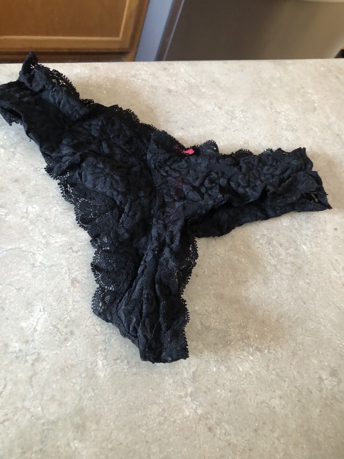 Womens Victorias Secret Sexy Little Things Lace Thong Panties Size L NWOT 2007