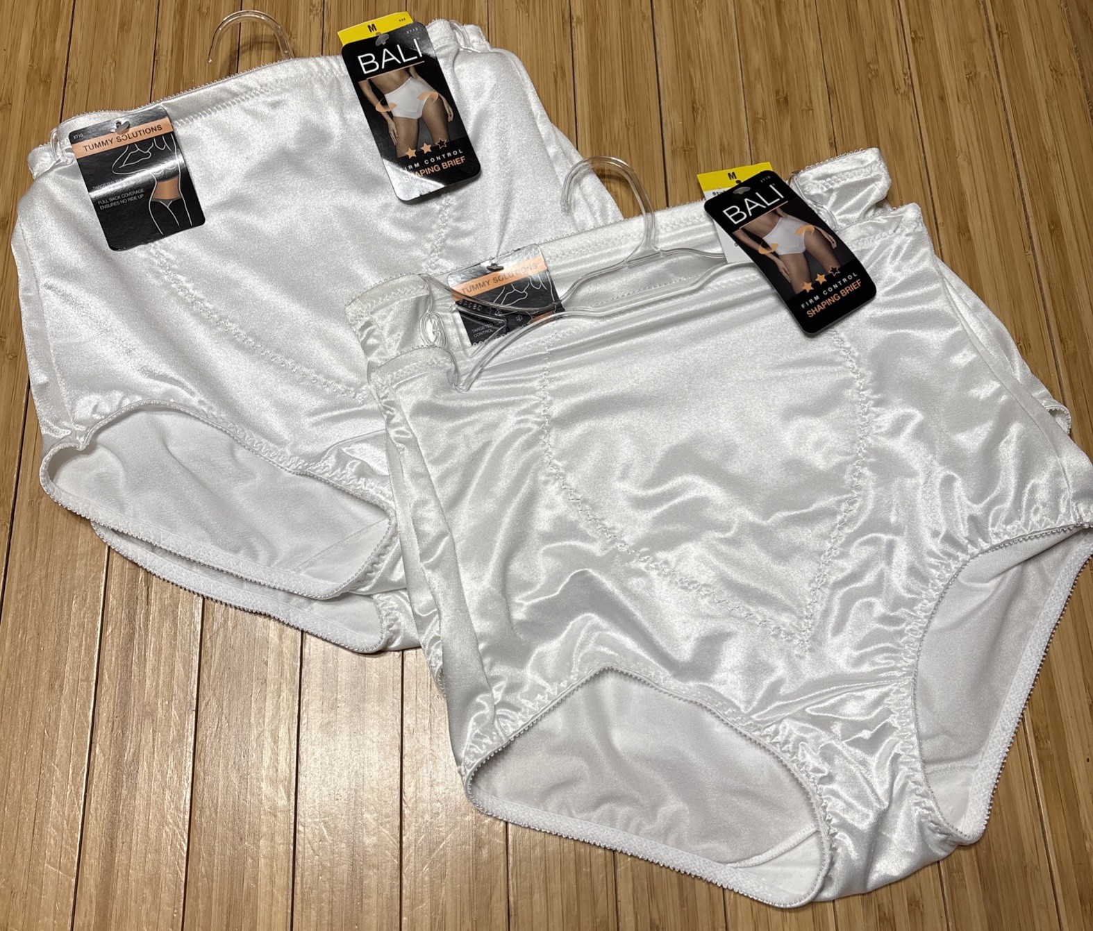 NEW BALI DFX710 TUMMY SOLUTIONS FIRM CONTROL SHAPING BRIEF PANTIES M 2 2-PACKS