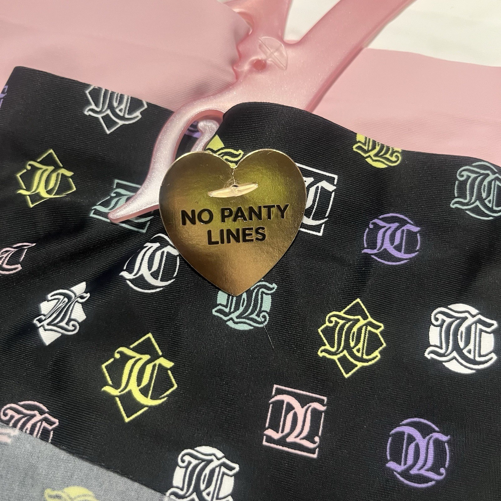5 Pack Juicy Couture Los Angeles, California Intimates No Panty Lines Large NWT.