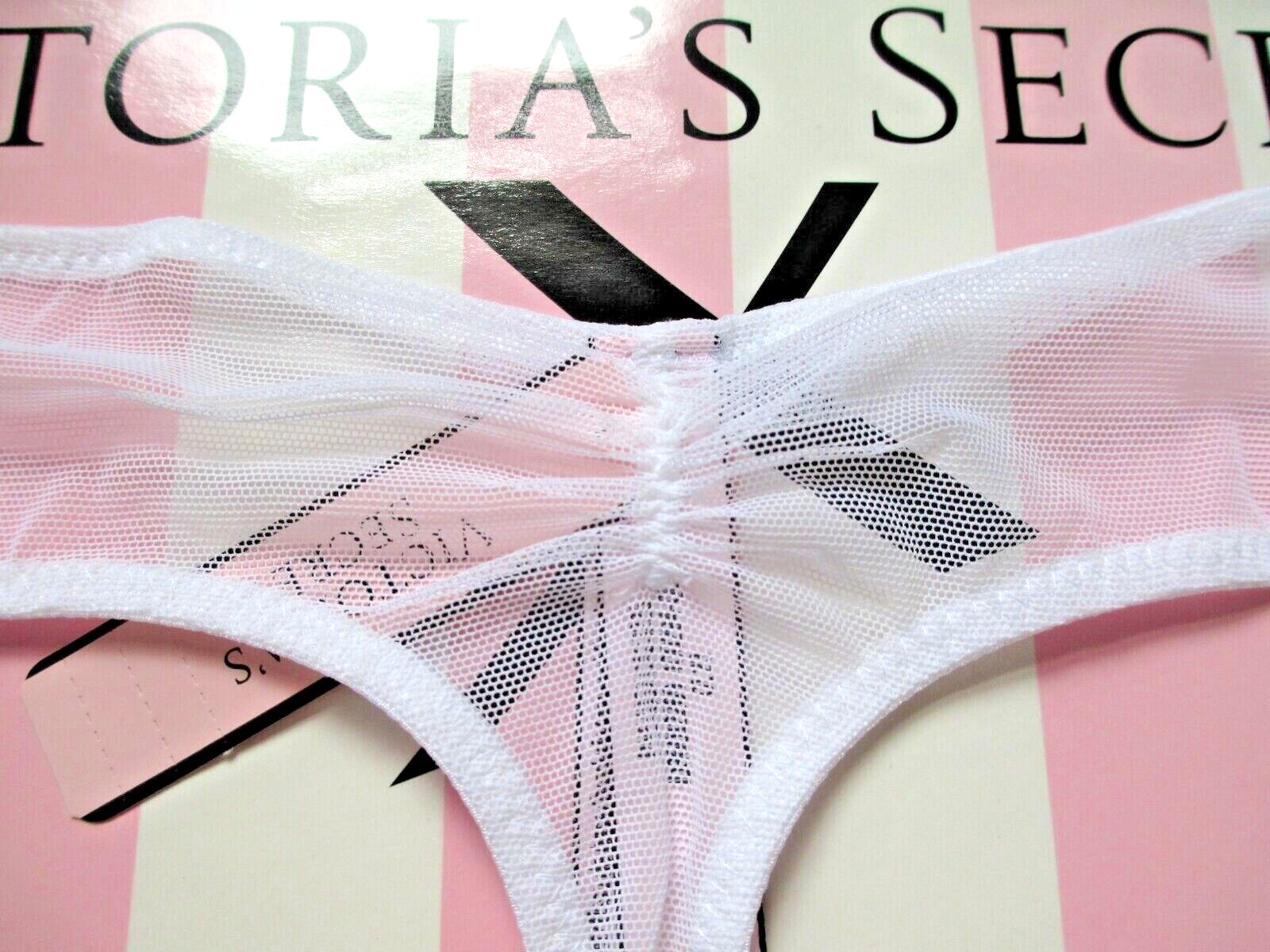 VICTORIA’S SECRET DREAM ANGELS Thong Panty VS White Embroidered Lace Mesh S M