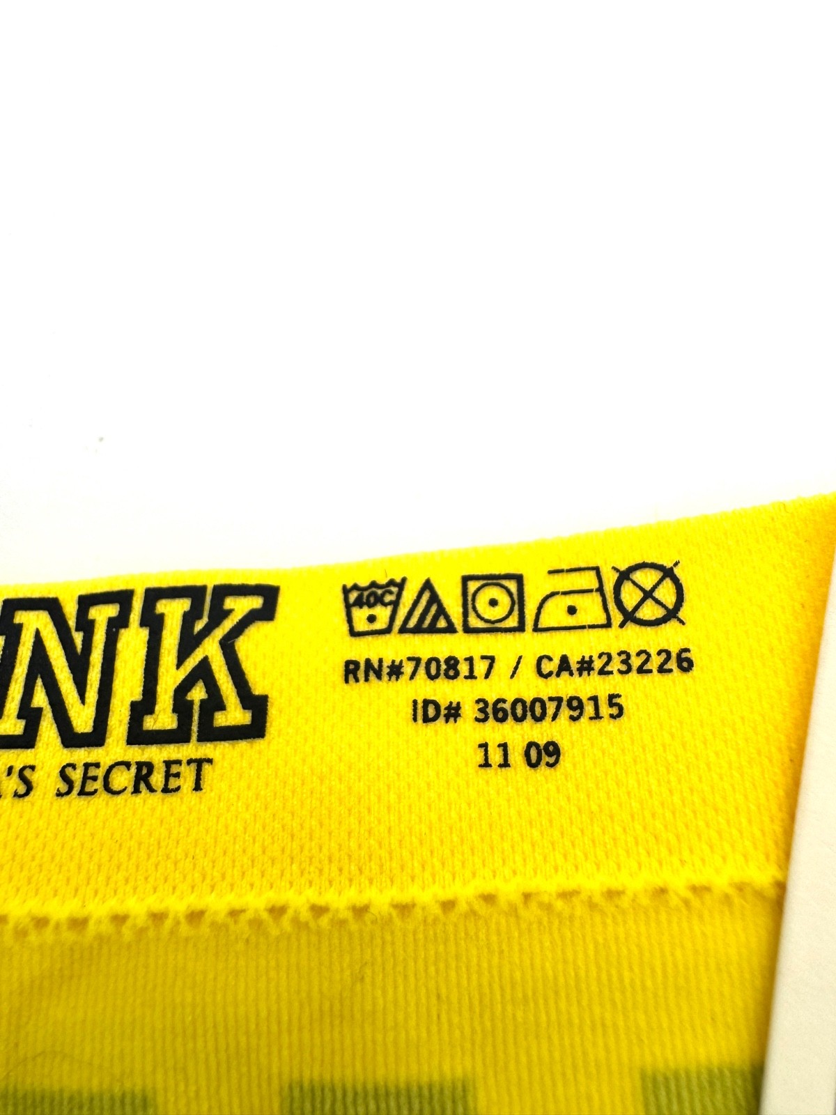 NWT 2009 Y2K VS PINK Supermodel Low Rise Skinny Side Bikini Panty Yellow sz L
