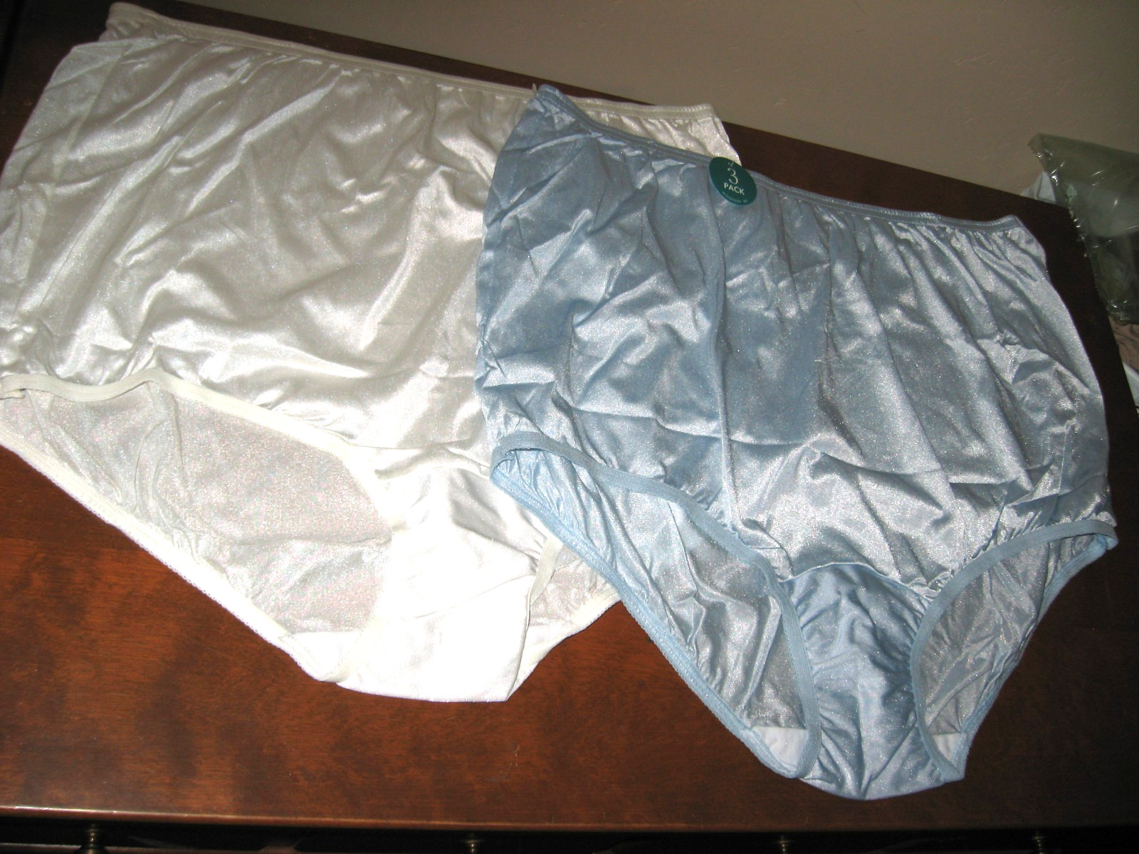3 Pr. Vanity Fair Perfectly Yours Ravissant Tailored Briefs ~ Size 9/2XL ~ NWT