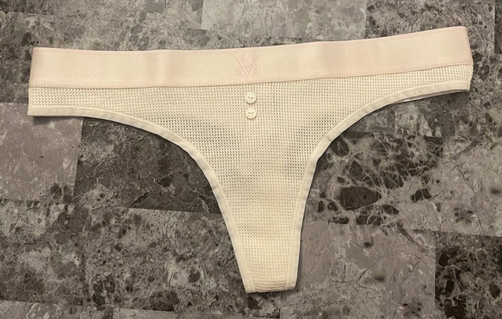 NWT VICTORIA’S SECRET IVORY WAFFLE KNIT THICK LOGO WAISTBAND THONG PANTIES