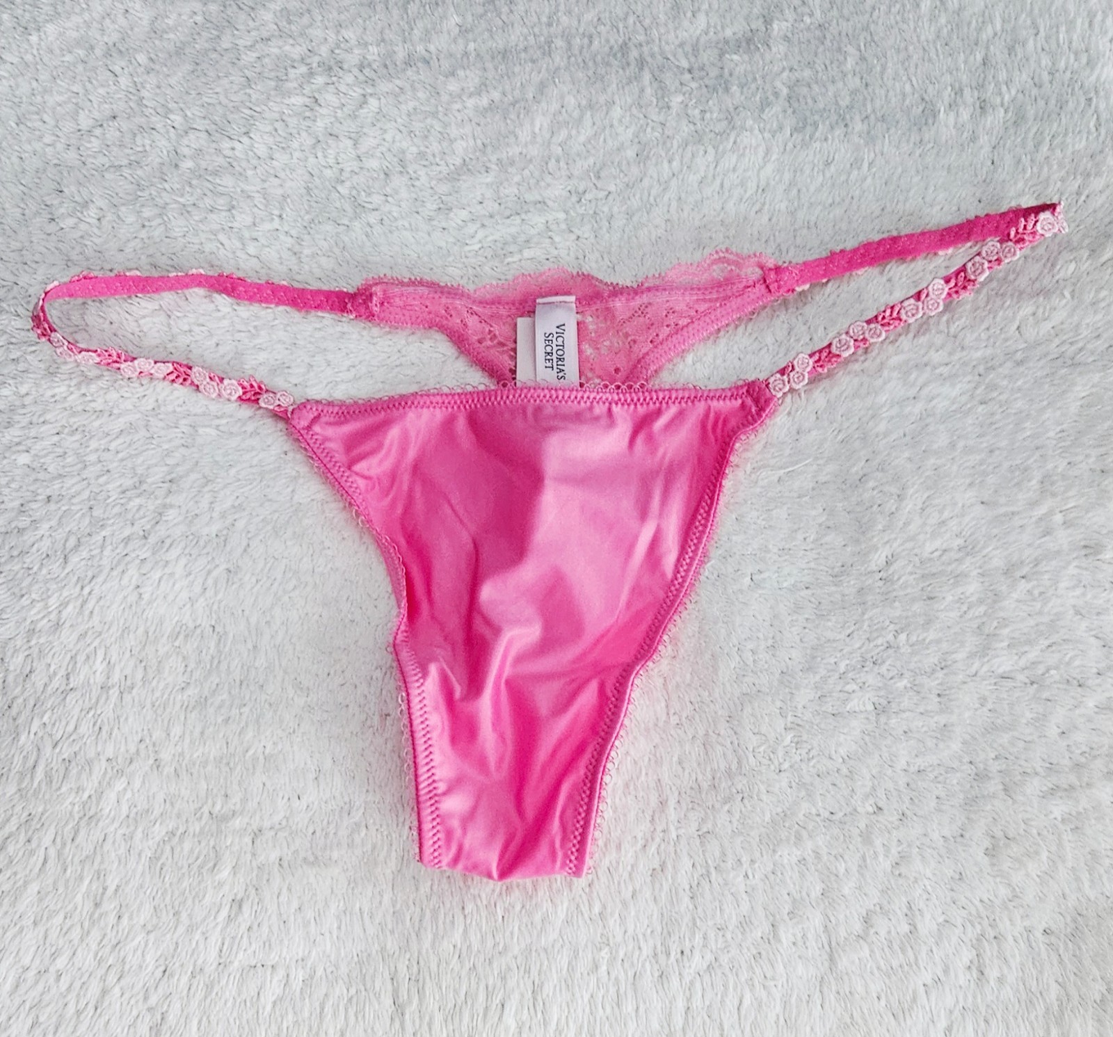 M Victoria’s Secret VS Picot Lace Satin Thong Pink Bikini Panties Dream Angels M