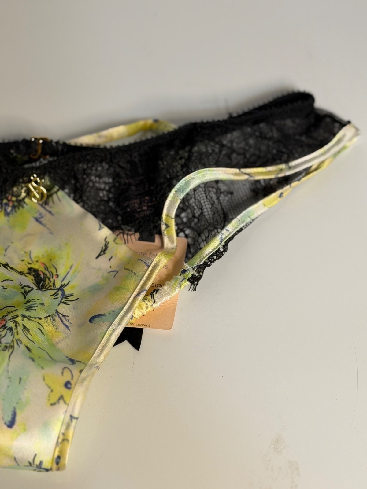 NWT Victoria’s Secret Designer Collection FANTASY ISLAND Panties XS Black Lace