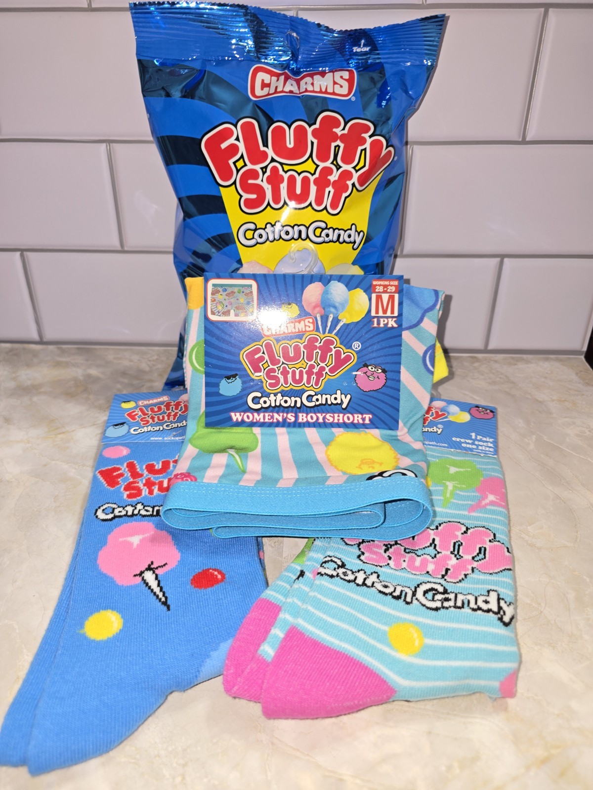 Fluffy Stuff Cotton Candy Gift Set – Socks & Women’s Boyshorts M Cute Candy…