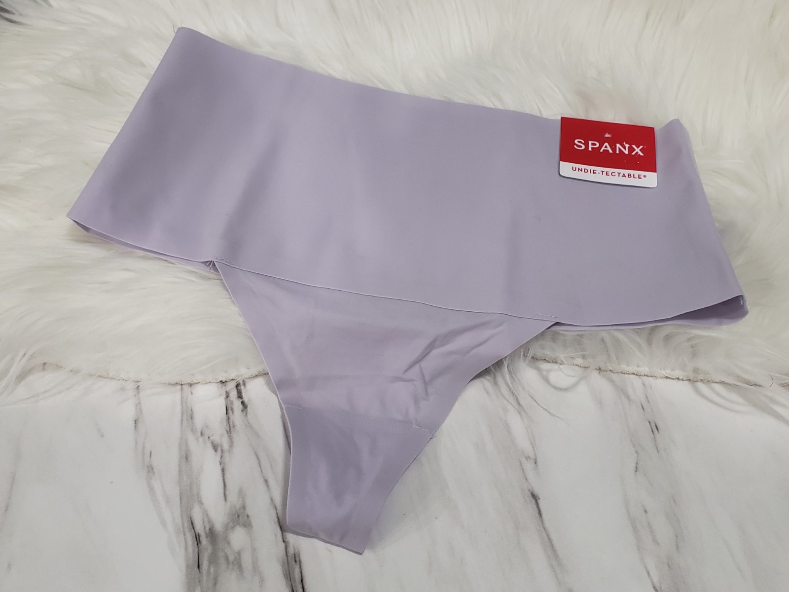 NEW SIZE MEDIUM Spanx SP0115 Undie-tectable Thong LIGHT ORCHID pastel purple