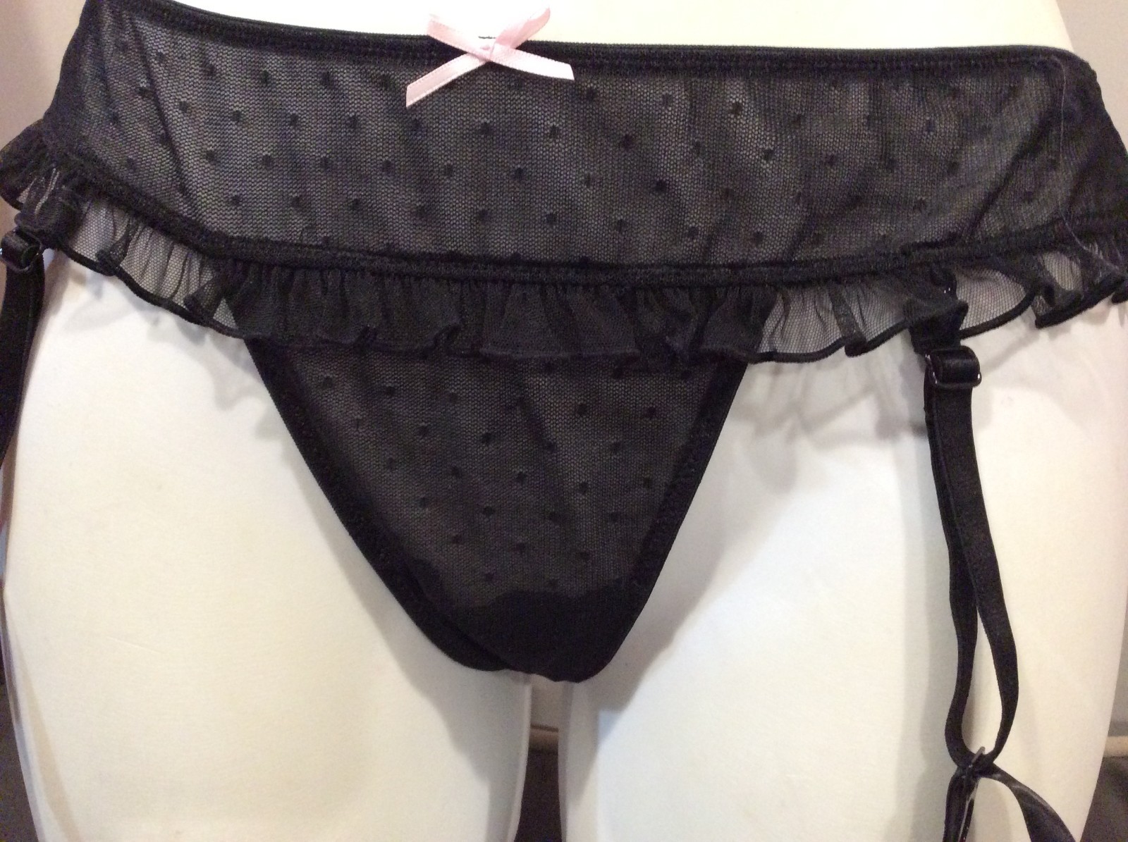 Vintage 2008 Victoria Secret Sexy Little Things Pink Mesh Garter Thong Size S