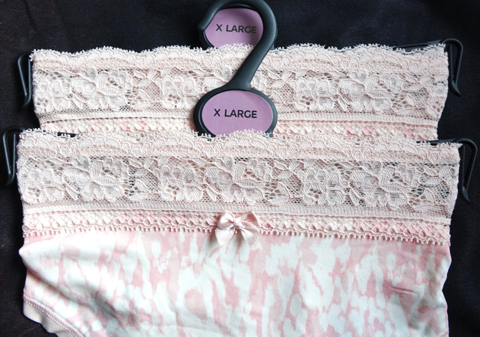 LADIES M&S THONGS KNICKERS 2 PAIR SIZE XL 20-22 PINK MIX – BNWT