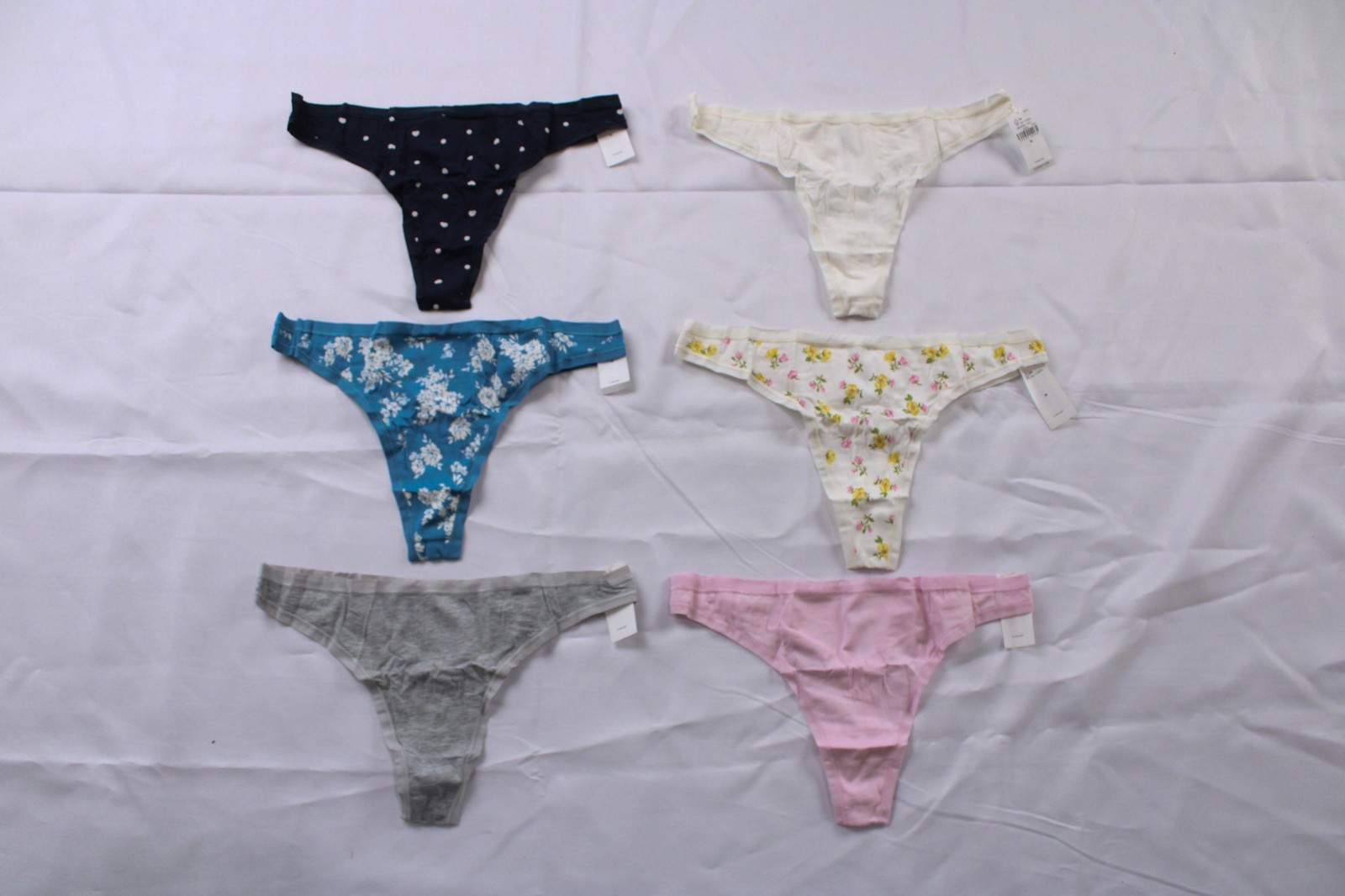 Old Navy Women’s 6-Pack Low-Rise Everyday Cotton Thong DH3 Multicolor Medium NWT