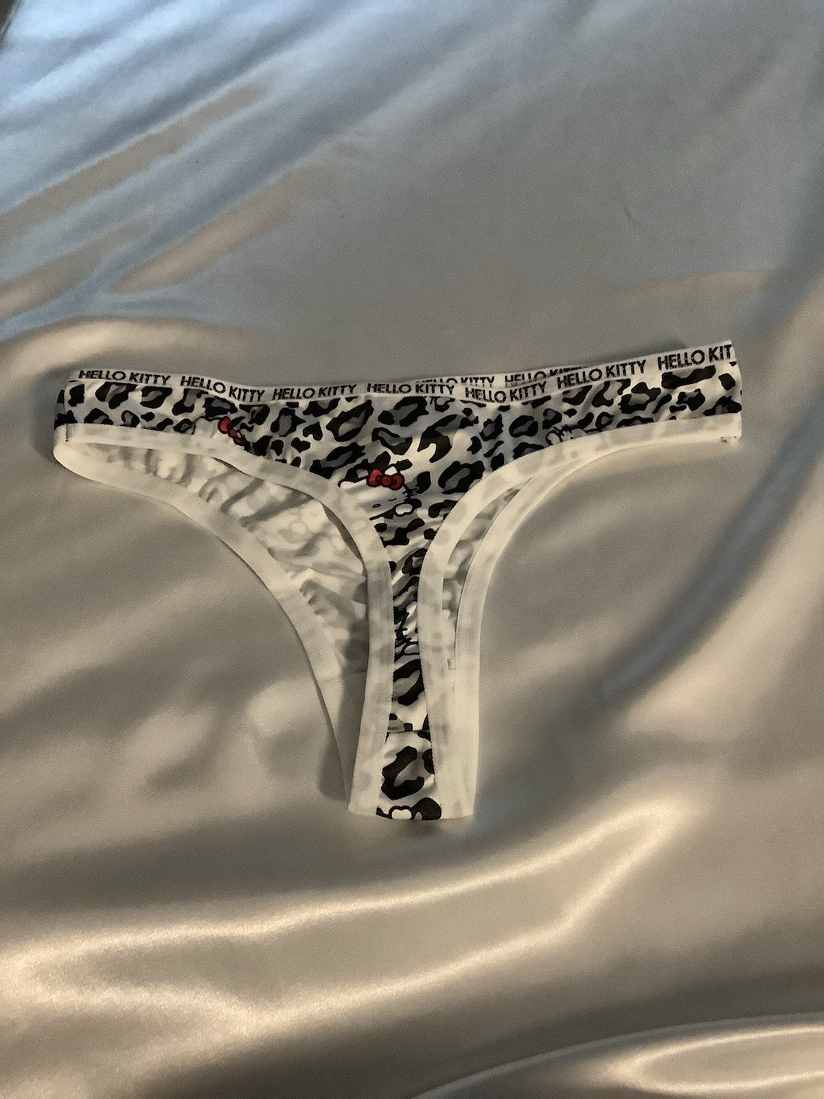 Women’s Teens Hello Kitty Thong Panties Black White Leopard Cartoon 3pk Medium