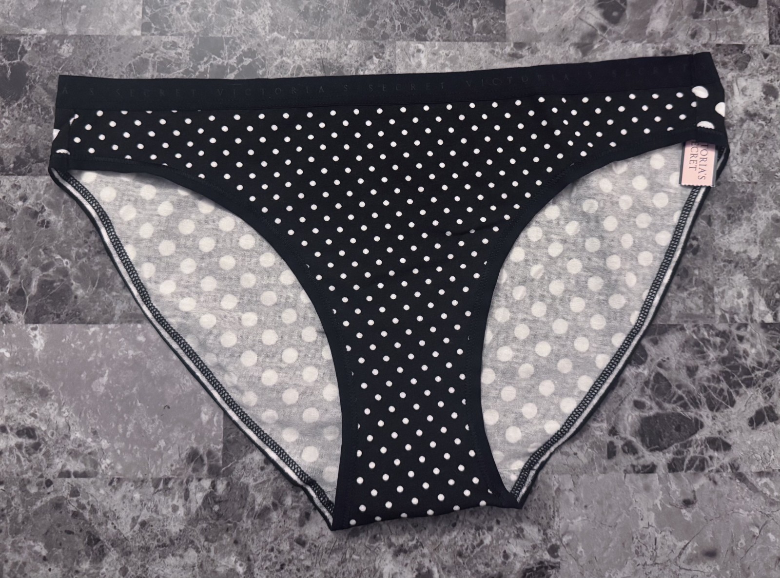 NWT VICTORIA’S SECRET M POLKA DOT LOGO LIGHTWEIGHT WAISTBAND RARE BIKINI PANTIES
