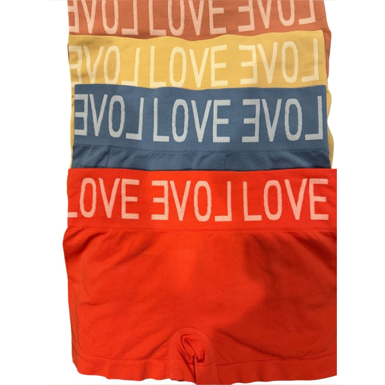 Women’s boy shorts Seamless, Elastic Panties, Seamless 4 pack Size Medium Sexy!