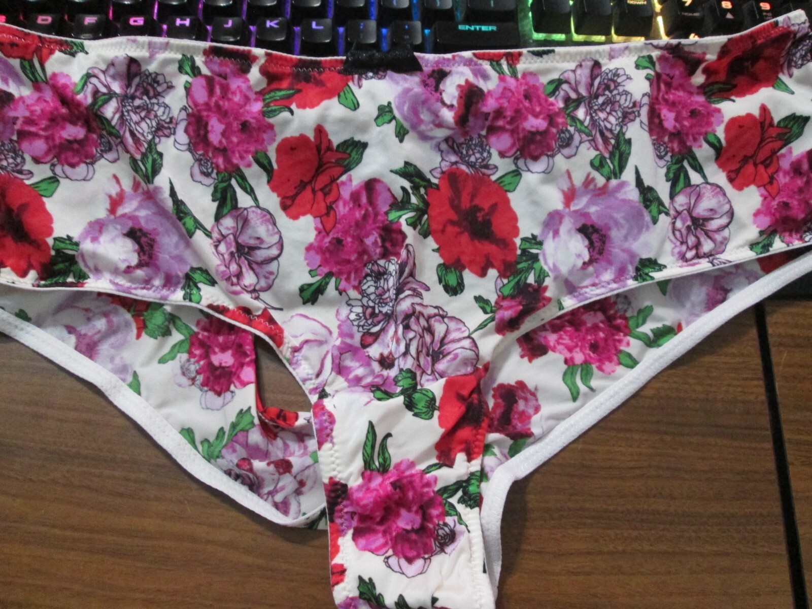 🎀New💖Victoria’s Secret 💲Discounts on 2+ 💲Very Sexy Cheeky 💖Size XS,S,M,L🎀