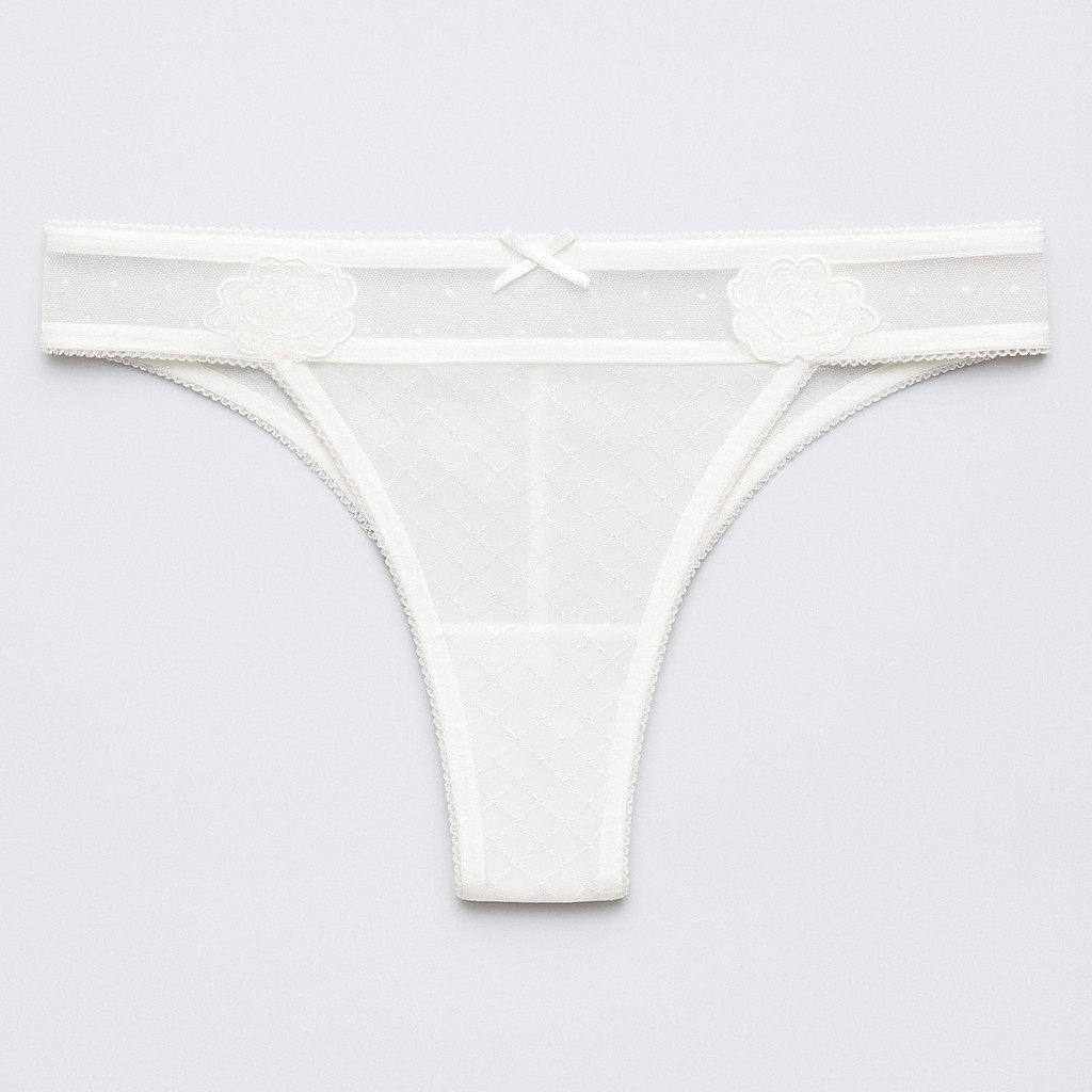 E et D s43012 Lace Thong Panties Red & Black Sheer Floral Low Rise Sexy Lingerie