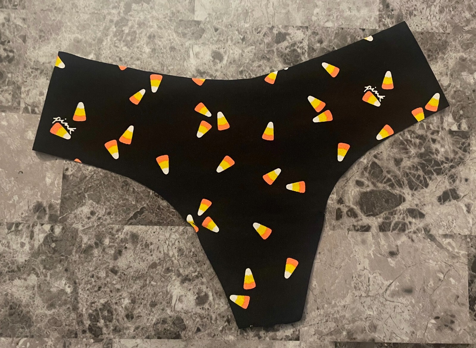 NWOT VICTORIA’S SECRET PINK ORANGE CANDY CORN HALLOWEEN NO SHOW THONG PANTIES