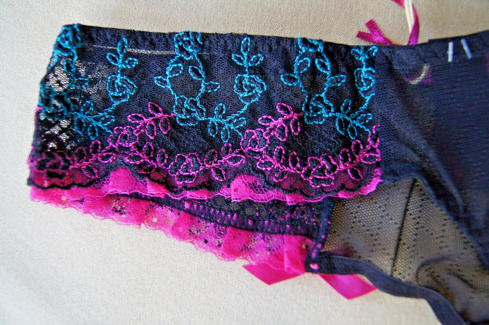 Masquerade by Panache Showtime CARNIVAL Black/Pink Hipster Thongs