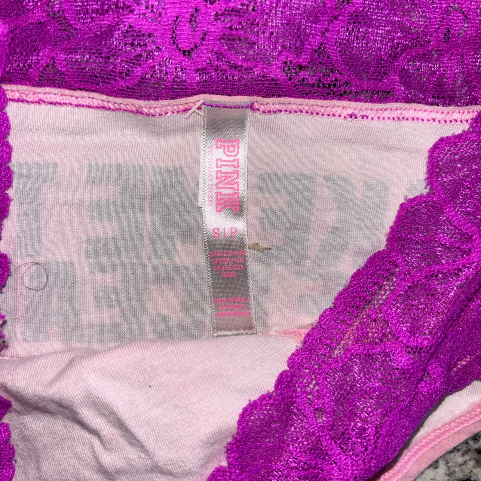 VS PINK VINTAGE Y2K LIMITED EDITION LACE TRIM PANTY S