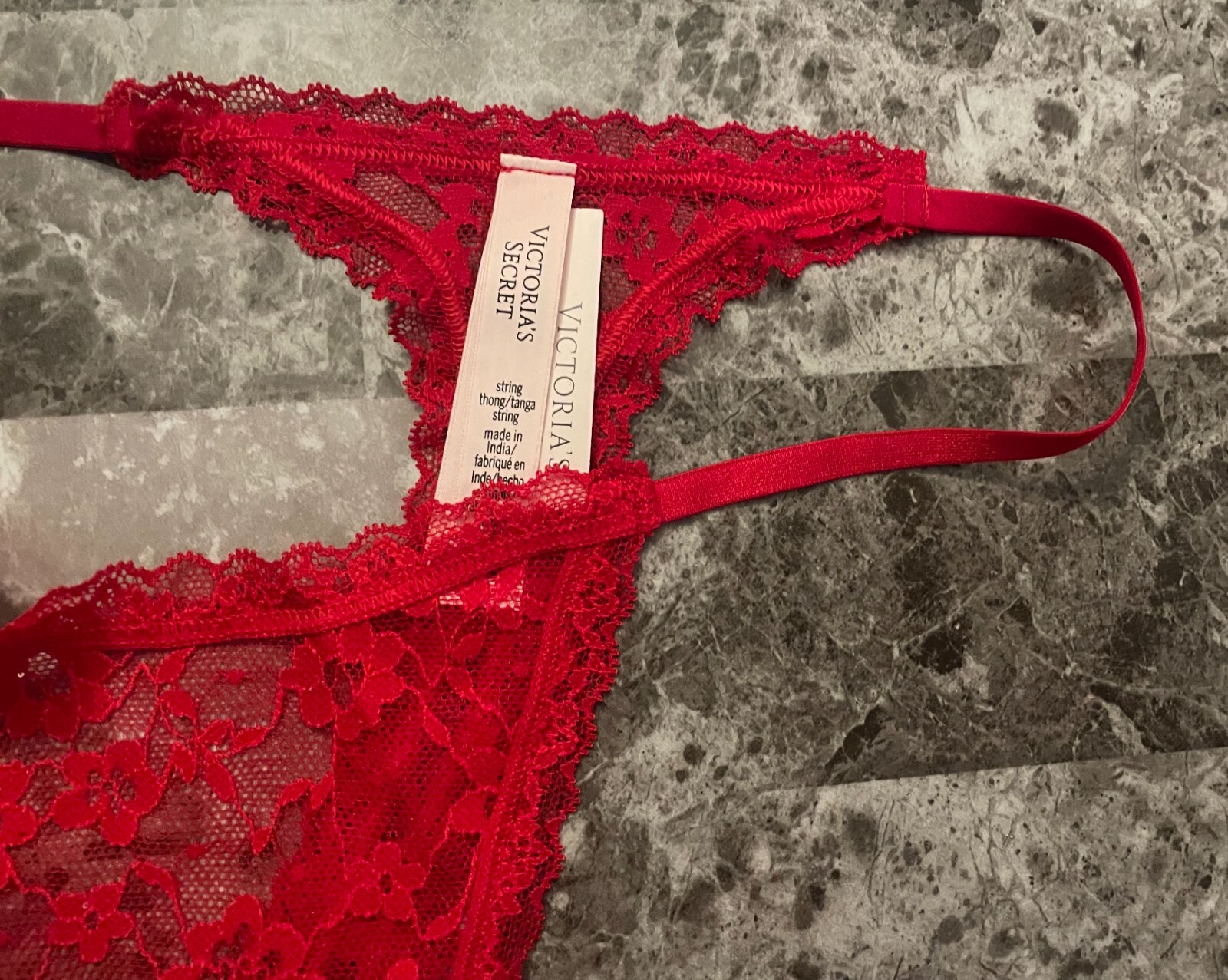 NWT VICTORIA’S SECRET RED TINY SEQUIN LACE SIDE STRING STRAP THONG PANTIES