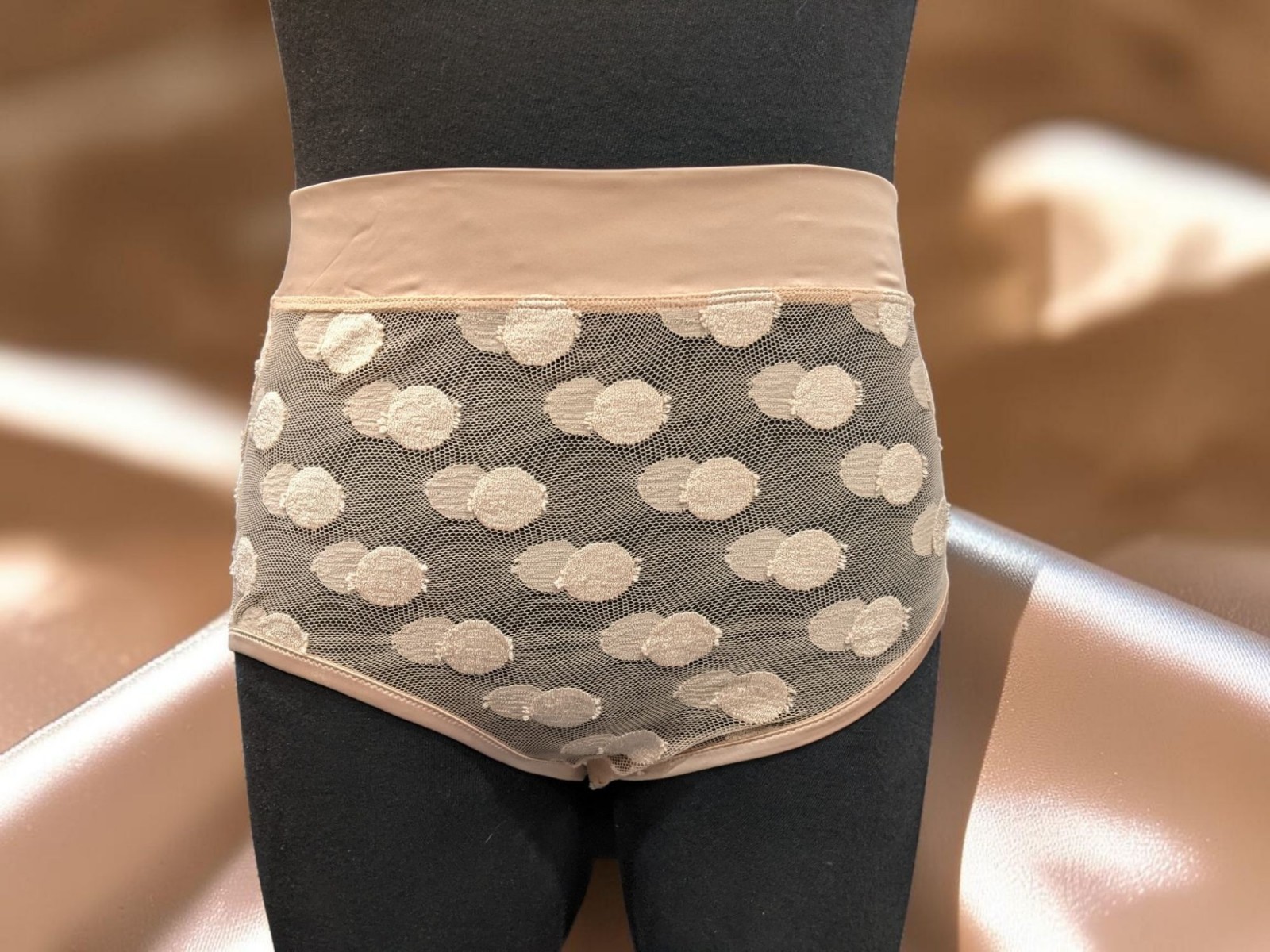 ERES AUTOMNE SATIN TRIMMED POLKA DOT LACE BRIEFS BISCUIT UNDERWEAR SIZE 40 US 8