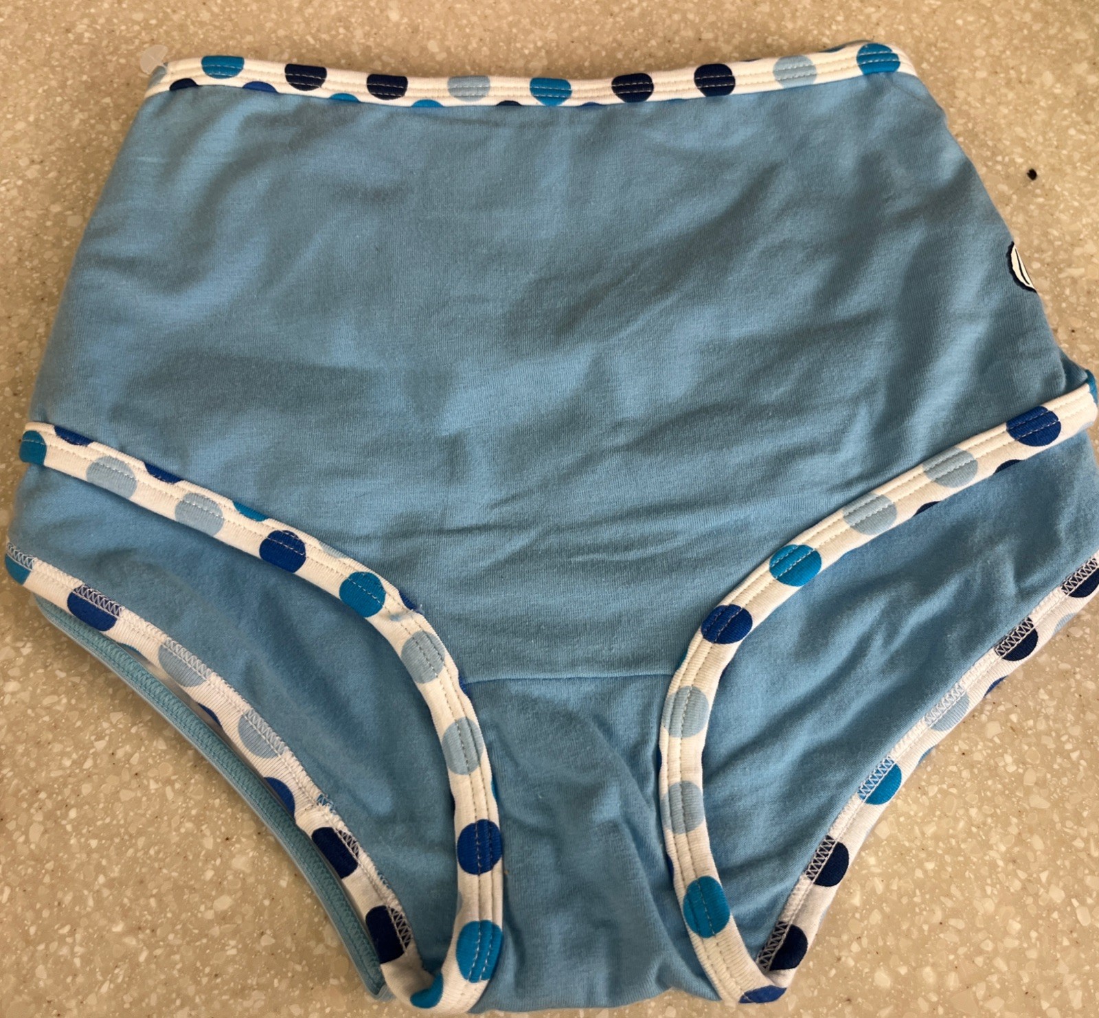 PEANUTS Snoopy 2 Pk Size 10 Blue & Single Size 8 Yellow/orange Panties