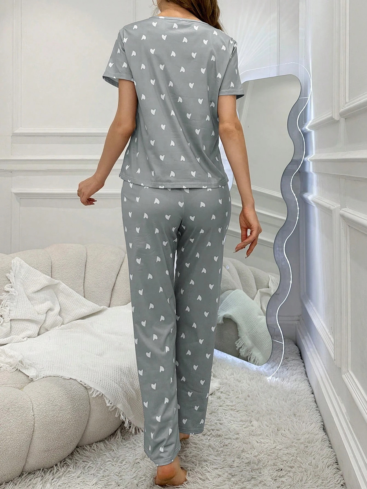 DUSKBASE Ladies Heart Pattern Short Sleeve T Shirt And Bows Trousers Cheap24