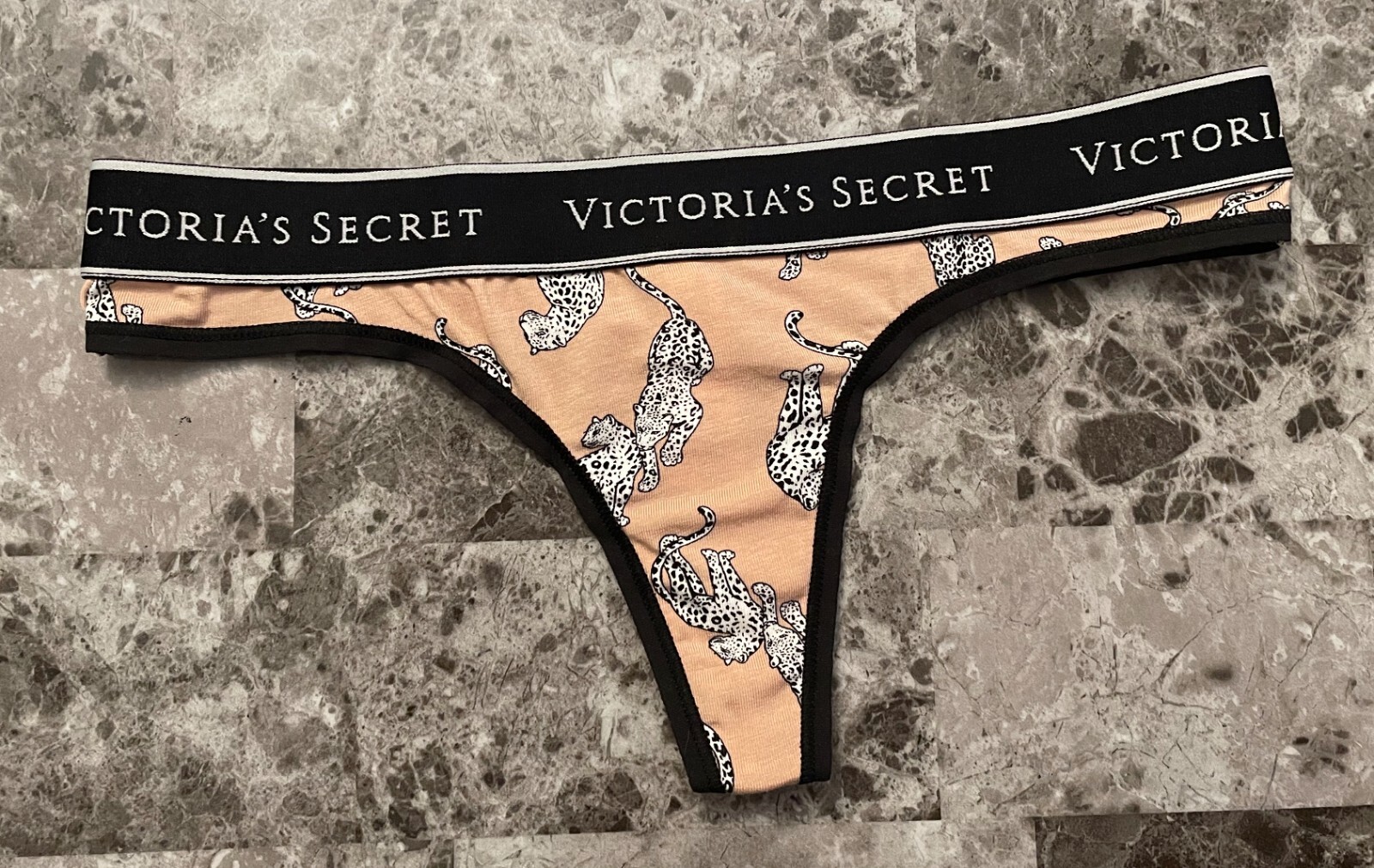 NWT VICTORIA’S SECRET BEIGE LEOPARD CHEETAH JUNGLE THICK LOGO BAND THONG PANTIES